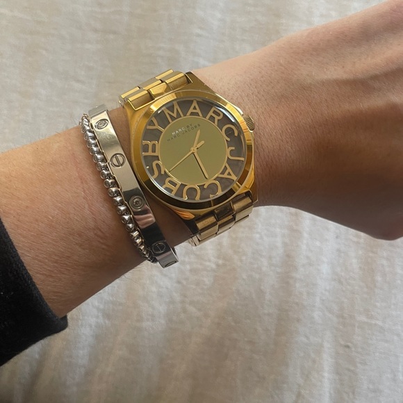 MBM3206 Marc by Marc Jacobs Henry Skeleton
Women's watch Gold chunky watch 40 mm - Picture 1 of 7